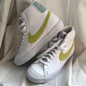 Nike Blazer Mid 77